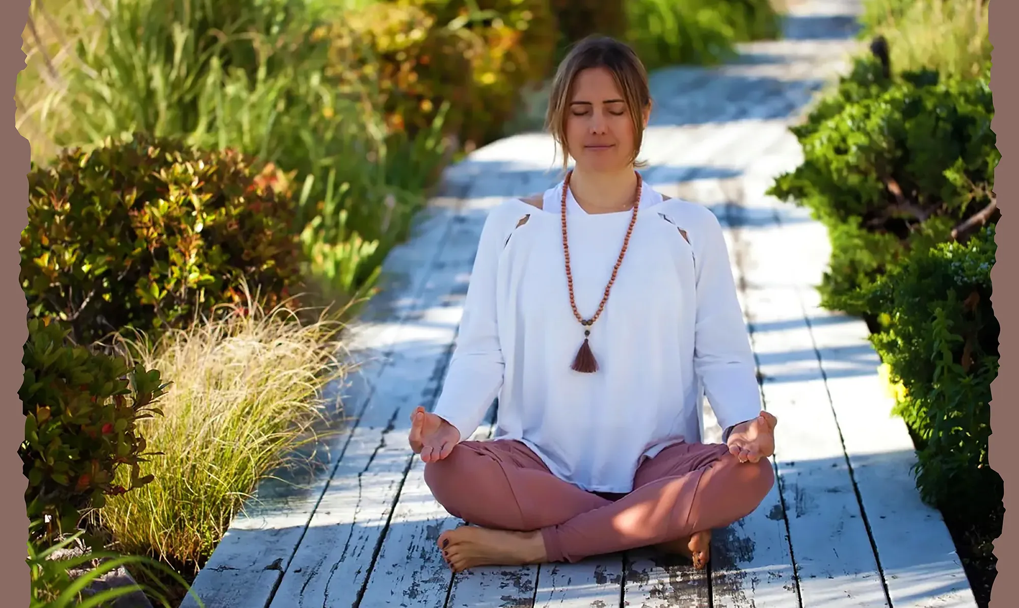 Lexi Hawks meditating image
